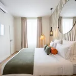 Apartment 67 Victor Hugo