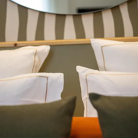 67 Victor Hugo Apartment