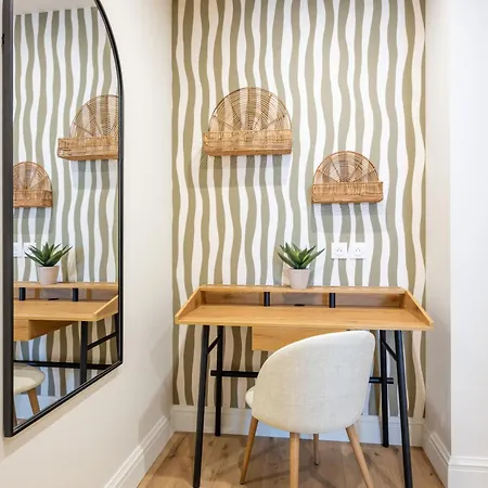 67 Victor Hugo Cognac