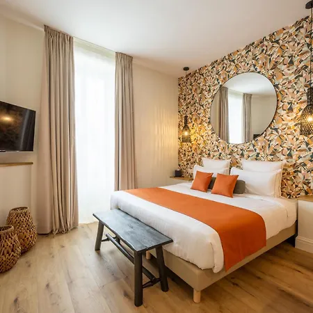 67 Victor Hugo Cognac