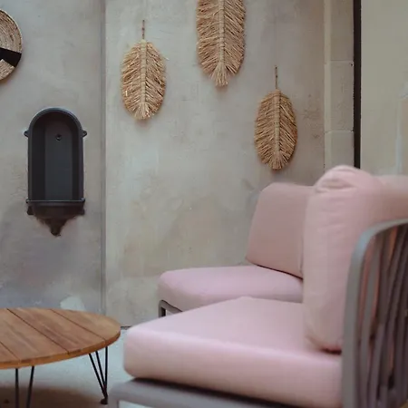 67 Victor Hugo * Cognac