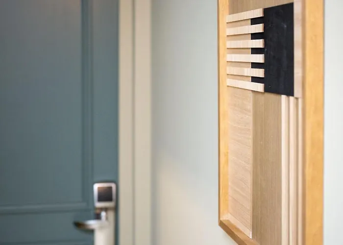 67 Victor Hugo * Cognac