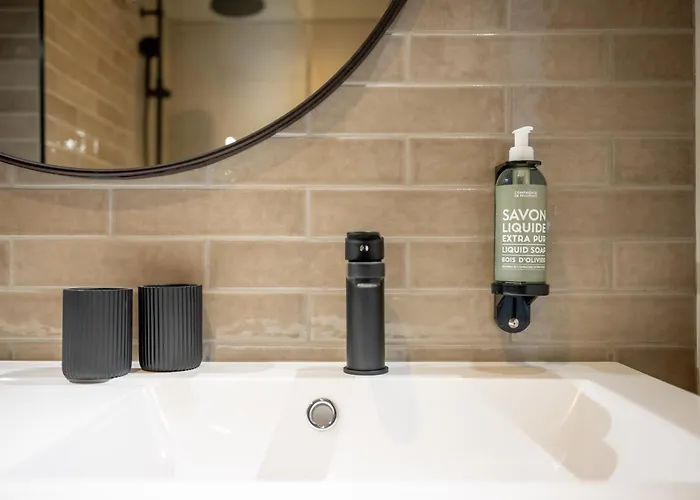 67 Victor Hugo * Cognac